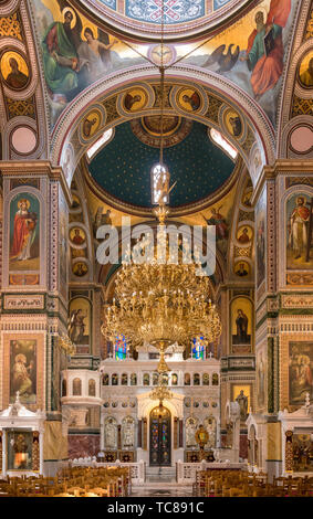 Innenraum der Kirche St. Nikolaus in Piräus Griechenland Stockfoto