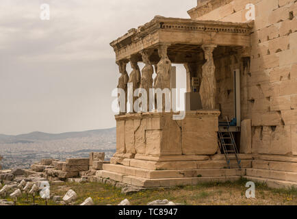 Portal der Karyatiden oder auf Erechtheion Erechtheion in Athen Stockfoto