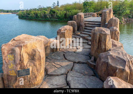 Heben Zhi Brücke in Konfuzius kulturelle Stadt, Suixi, Guangdong Stockfoto