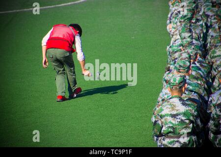 Die militärische Ausbildung von Hunan Universität für Wissenschaft und Technologie Stockfoto