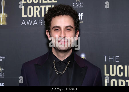 2019 Lucille Lortel Awards, die besten Off-Broadway feiern, an der NYU Skirball Center - Ankunft statt. Mit: Brandon Uranowitz Wo: New York, New York, United States Wenn: 06. Mai 2019 Credit: Joseph Marzullo/WENN.com Stockfoto