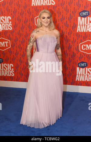 NASHVILLE, TENNESSEE - Juni 05: Julia Michaels besucht die2019 CMT Music Awards bei Bridgestone Arena am Juni 05, 2019 in Nashville, Tennessee. Foto: Nathan Cox für imageSPACE/MediaPunch Stockfoto