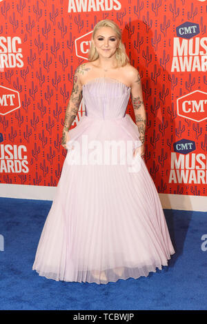 NASHVILLE, TENNESSEE - Juni 05: Julia Michaels besucht die2019 CMT Music Awards bei Bridgestone Arena am Juni 05, 2019 in Nashville, Tennessee. Foto: Nathan Cox für imageSPACE/MediaPunch Stockfoto