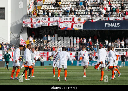 Guimaraes, Portugal. 06 Juni, 2019. GUIMARAES, 06-06-2019, Estadio D. Afonso Henriques, der UEFA Nationen League Halbfinale. Erwärmung während des Spiels Niederlande - England Credit: Pro Schüsse/Alamy leben Nachrichten Stockfoto