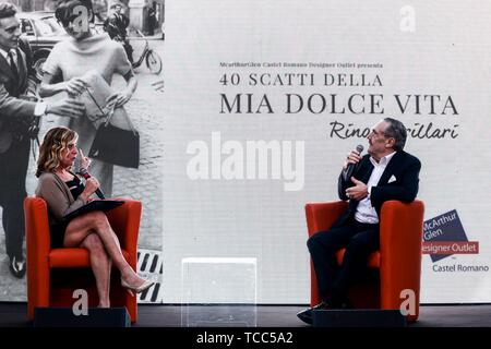 Rom, 40 Aufnahmen von meinem Dolce Vita', die Rino Barillari Ausstellung in Castel Romano Outlet Stockfoto