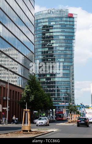 Berlin, Deutschland. 07 Juni, 2019. Der Hauptsitz der Deutschen Bahn am Potsdamer Platz. Credit: Lisa Ducret/dpa/Alamy leben Nachrichten Stockfoto