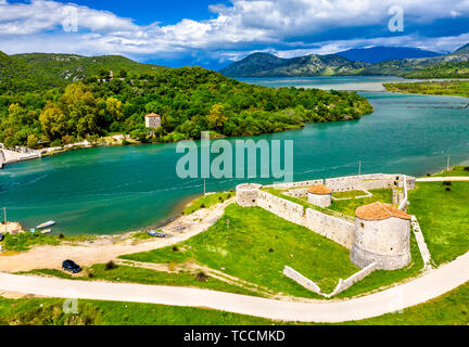 Venezianische dreieckigen Burg und die vivari Kanal bei Butrint in Albanien Stockfoto