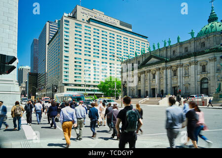 Montreal, Kanada, 6. Juni 2019. beschäftigten Straße Ecke auf Rene-Levsque Boulevard in Montreal, Quebec, Kanada. Credit: Mario Beauregard/Alamy leben Nachrichten Stockfoto