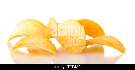 Leckere Chips isoliert auf weißem Stockfoto