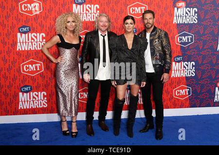 Nashville. 5. Juni 2019. (L - R) Kimberly Schlapman, Phillip Süß, Karen Fairchild und Jimi Westbrook von Little Big Town besuchen Die2019 CMT Music Awards beim Bridgestone Arena am Juni 5, 2019 in Nashville, Tennessee. Credit: Debby Wong/Pacific Press/Alamy leben Nachrichten Stockfoto