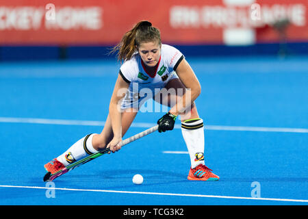 London, Großbritannien. 07 Jun, 2019. Nina Notman (GER) in Aktion während der Fih-Pro League Match zwischen England vs Deutschland (Männer) an Lea Valley Hockey und Tennis Center am Freitag, Juni 07, 2019 in London, England. (Nur redaktionelle Nutzung, eine Lizenz für die gewerbliche Nutzung erforderlich. Keine Verwendung in Wetten, Spiele oder einer einzelnen Verein/Liga/player Publikationen. Credit: Taka Wu/Alamy leben Nachrichten Stockfoto