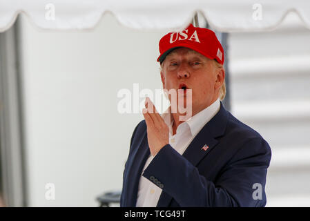 Washington DC, USA. 7. Juni 2019. Us-Präsident Donald Trump spricht mit Reportern bei der Ankunft im Weißen Haus in Washington, DC, 7. Juni 2019. Donald Trump sagte am Freitag, dass sein Land Abkommen mit Mexiko die Bedrohung von Tarifen, die auf alle Einfuhren aus Mexiko auf nächste Woche avert erreicht hat. Credit: Ting Shen/Xinhua/Alamy leben Nachrichten Stockfoto