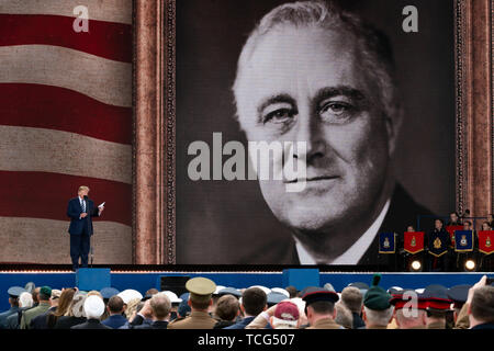 London, Großbritannien. 05 Juni, 2019. Präsident Donald J. Trumpf liefert Erläuterungen während des D-Day National Commemorative Event Mittwoch, 5. Juni 2019, an der Southsea Common in Portsmouth, England. Personen: Präsident Donald Trump Credit: Stürme Media Group/Alamy leben Nachrichten Stockfoto