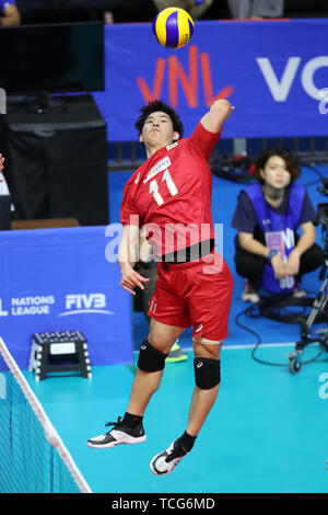 Musashino Wald Sport Plaza, Tokio, Japan. 7. Juni 2019. Yuji Nishida (JPN), 7. JUNI 2019 - Volleyball: FIVB Volleyball Nationen Liga 2019 Männer in Tokio zwischen Japan 3-0 Argentinien an der Musashino Wald Sport Plaza, Tokio, Japan. Credit: YUTAKA/LBA SPORT/Alamy leben Nachrichten Stockfoto