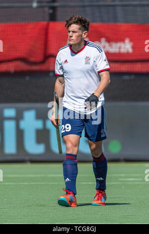 Eindhoven, Niederlande. 02 Juni, 2019. EINDHOVEN, 02-06-2019, Hockey Pro League 2019 Männer. Veranstaltungsort: HC Oranje-Rood. Tom Sorsby während des Spiels Niederlande gegen Großbritannien. Credit: Pro Schüsse/Alamy leben Nachrichten Stockfoto