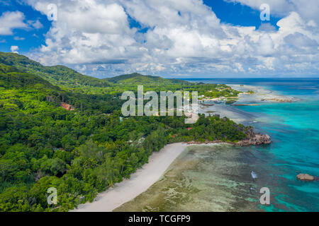 Luftbild: Anse, La Digue, Seychellen Stockfoto