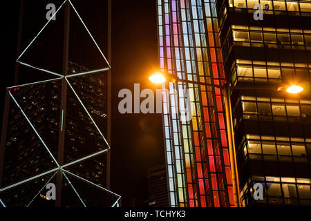 Central, Hongkong, China, 20., Januar, 2019: Die Nacht der Gebäude in Hongkong Central. Stockfoto