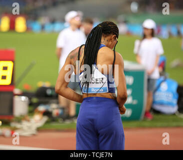 Rom, Italien, Juni 06: Salwa Eid Naser von Bahrain konkurriert in der Frauen 400 m Fall während der iaaf Diamond League 2019 Golden Gala Pietro Mennea in Rom Stockfoto