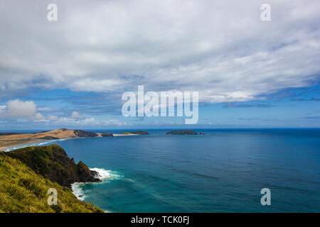 Blick auf Cape Maria van Diamen und Te Werahi Strand von Cape Reinga. Pflege Reinga ist Teil der Te Paki Erholung finden auf der nördlichen Insel New Zea Stockfoto