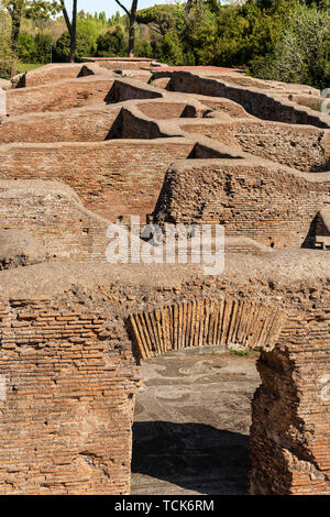 Antiken römischen Thermen des Neptun mit Mosaikfußböden in Ostia Antica, Römische Kolonie im 7. Jahrhundert v. Chr. gegründet. Rom, Italien, Europa Stockfoto