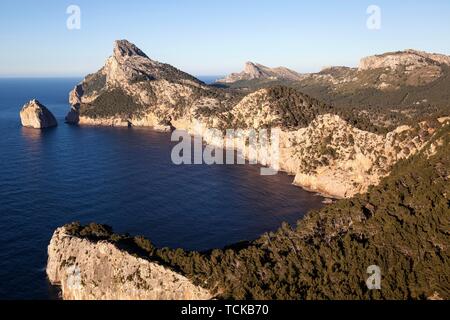 Blick vom Aussichtspunkt Es Colomer zum Cap Formentor, Mallorca, Balearen, Spanien Stockfoto