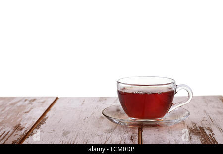 Tasse Tee mit Minze und Zitrone isoliert auf weißem Hintergrund Stockfoto
