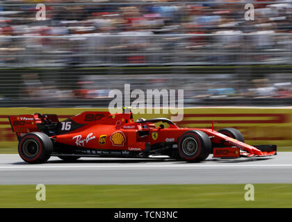 Quebec, Kanada. 8. Juni 2019. CHARLES LECLERC von Monaco fahren die (16) die Scuderia Ferrari SF90 auf der Spur während der Qualifikation für den Formel-1-Grand-Prix von Kanada auf dem Circuit Gilles Villeneuve am Juni 08, 2019 in Montreal, Kanada. Credit: Andrew Kinn/ZUMA Draht/Alamy leben Nachrichten Stockfoto