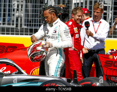 Motorsport: FIA Formel Eins-Weltmeisterschaft 2019, Grand Prix von Kanada, #44 Lewis Hamilton (GBR, MERCEDES AMG PETRONAS Motorsport), #5 Sebastian Vettel (GER, Scuderia Ferrari Mission Worfeln), Jenson Button (GBR) 08.06.2019 | Verwendung weltweit Stockfoto