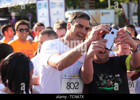 Madrid, Spanien. 09 Juni, 2019. Der amtierende Präsident der Regierung, Pedro Sanchez, nahmen an diesem Sonntag im VI-Rennen gegen geschlechtsspezifische Gewalt in Madrid Quelle: CORDON PRESSE/Alamy leben Nachrichten Stockfoto