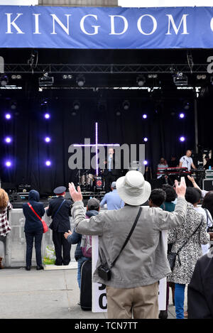 Trafalgar Square, London, UK. 9. Juni 2019. Christen feiern Pfingsten auf dem Trafalgar Square. Quelle: Matthew Chattle/Alamy leben Nachrichten Stockfoto