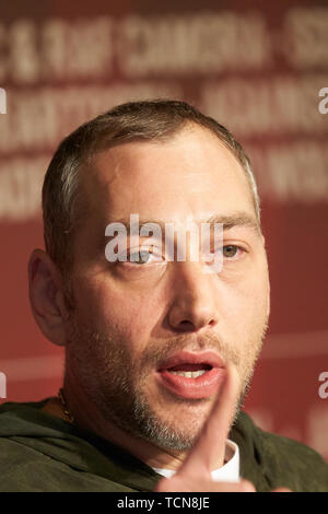 Nürburg, Deutschland. 09. Juni 2019. 09 Juni 2019, Rheinland-Pfalz, Nürburg: Organisator André Lieberberg spricht auf der Pressekonferenz des Open-Air-Festival "Rock am Ring". An drei Tagen über 75 Bands auf drei Bühnen vor mehr als 80000 Zuschauern. Foto: Thomas Frey/dpa Quelle: dpa Picture alliance/Alamy leben Nachrichten Stockfoto