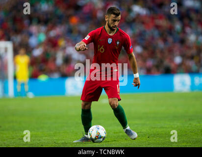 Porto, Portugal. 09 Juni, 2019. 9. Juni 2019, das Estadio do Dragao, Porto, Portugal; UEFA Nationen League Finale Portugal gegen Niederlande; Bruno Fernandes von POR Credit: Aktion Plus Sport Bilder/Alamy leben Nachrichten Stockfoto