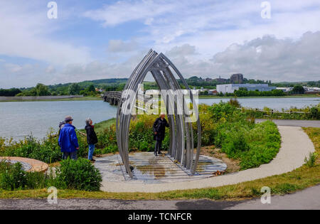 Memorial Artwork von den elf Opfern des Shoreham Airshow Disaster gewidmet von Sussex Künstler Jane Fordham und David Parfitt Stockfoto