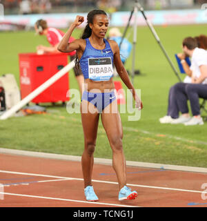 Rom, Italien, Juni 06: Genzebe Dibaba Äthiopien gewinnt den Frauen 1500 m Fall während der iaaf Diamond League 2019 Golden Gala Pietro Mennea in Rom Stockfoto