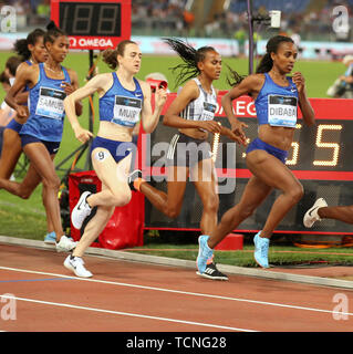 Rom, Italien, Juni 06: Laura Muir und Genzebe Dibaba in der Frauen 1500 m Fall konkurrieren während der iaaf Diamond League 2019 Golden Gala Pietro Mennea in Stockfoto