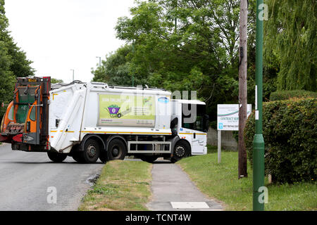 Allgemeine Ansichten des Westhampnet Tipp und weigern sich, Center, Chichester, West Sussex, UK. Stockfoto