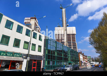 Kerne der neuen Hochhaus gemischte Verwendung Victoria Square retail Commercial Real Estate Development im Bau in Woking, Surrey, Großbritannien Stockfoto