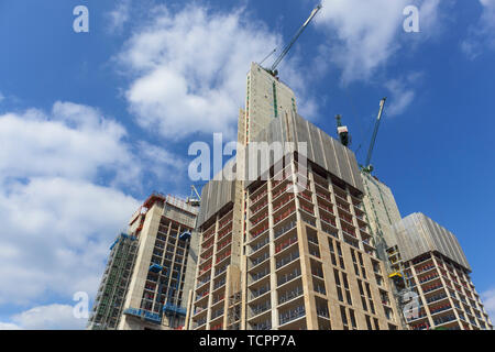Kerne der neuen Hochhaus gemischte Verwendung Victoria Square retail Commercial Real Estate Development im Bau in Woking, Surrey, Großbritannien Stockfoto