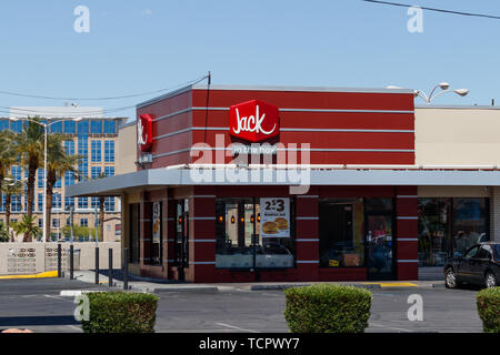 Jack-In-The-Box Fast Food Restaurant. Jack-in-the-Box betreibt mehr als 2.200 Restaurants in 21 Staaten und Guam. Stockfoto