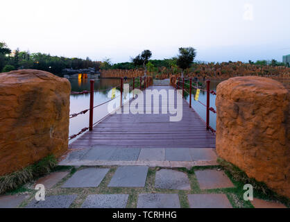 Nachtansicht des Konfuzius kulturelle Stadt, suixi County, Provinz Guangdong Stockfoto