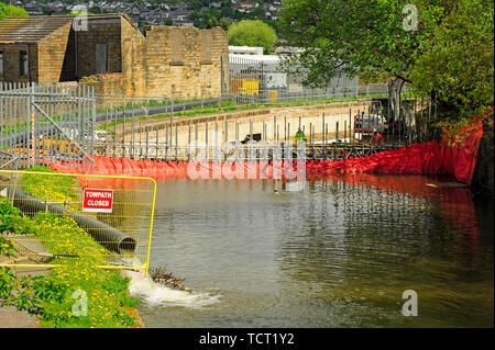 Leeds Liverpool canal geschlossen in Burnley für Reparatur- und Wartungsarbeiten Stockfoto