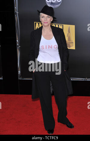 LOS ANGELES, Ca. November 23, 2008: Annie Lennox bei den American Music Awards 2008 auf der Nokia Live! Theater, Los Angeles. © 2008 Paul Smith/Featureflash Stockfoto