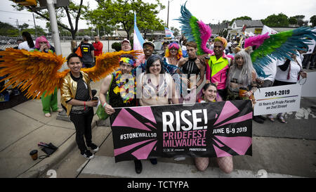 Milwaukee, Wisconsin, USA. 9. Juni, 2019. Der STOLZ FEST RAUM KATZEN montiert! Quelle: Chris Riha/ZUMA Draht/Alamy leben Nachrichten Stockfoto