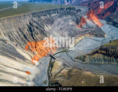 Hongshan anjihai Grand Canyon Grand Canyon Grand Canyon Kuitun Stockfoto