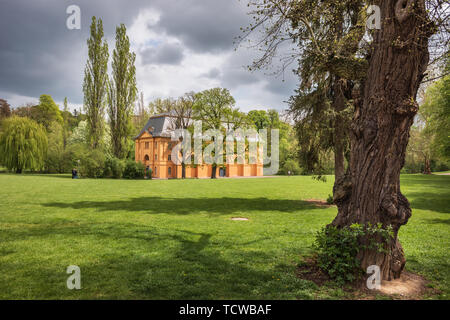 WEIMAR, Deutschland - ca. April, 2019: Das reithaus im Park von Weimar in Thüringen, Deutschland Stockfoto
