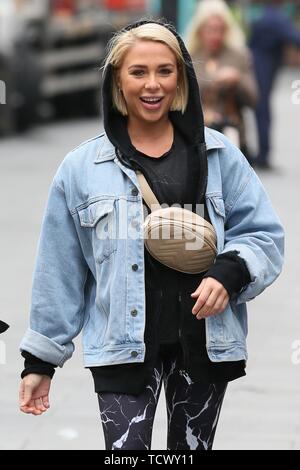 Gabi Allen kommen bei Global Studios für Radio Interviews mit: Gabi Allen Wo: London, Großbritannien Wann: 10. Mai 2019 Credit: Michael Wright/WENN.com Stockfoto
