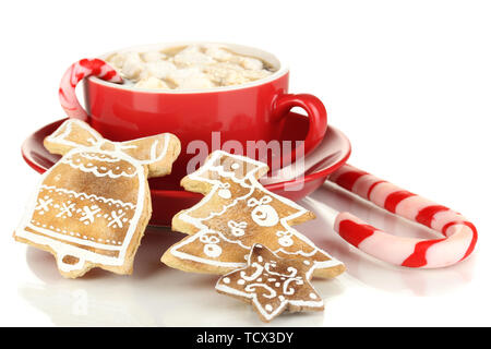 Tasse Kaffee mit Weihnachten Süße isoliert auf weißem Stockfoto