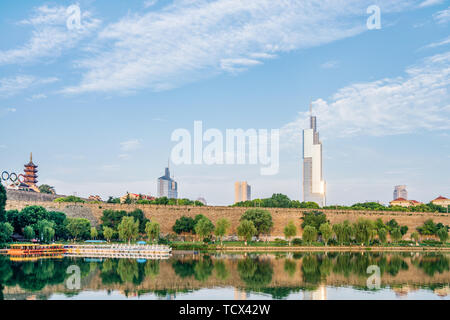 Am frühen Morgen Landschaft auf der Ming Stadtmauer von Xuanwu-see, Nanjing, Jiangsu, Stockfoto