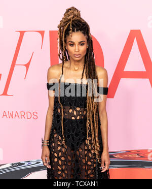 New York, NY - 03. Juni 2019: Ciara besucht 2019 CFDA Fashion Awards am Brooklyn Museum Stockfoto