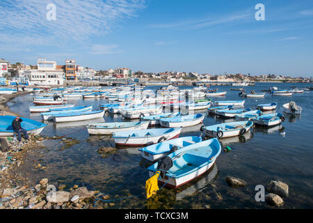 Kleines Boot Hafen von Tamentfoust, Algier, Algerien, Nordafrika, Afrika Stockfoto